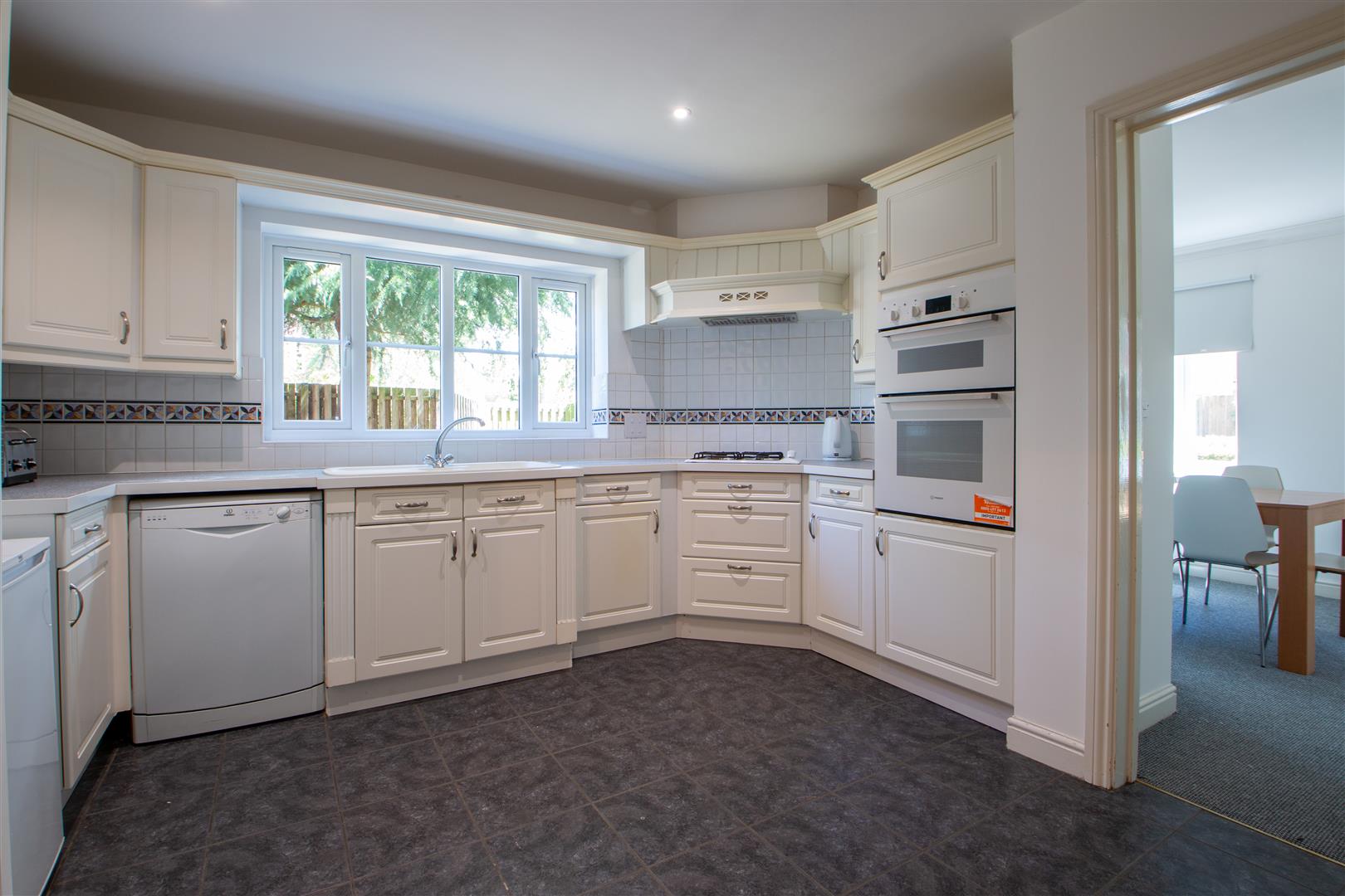 4 bed property in Digby Croft, Milton Keynes